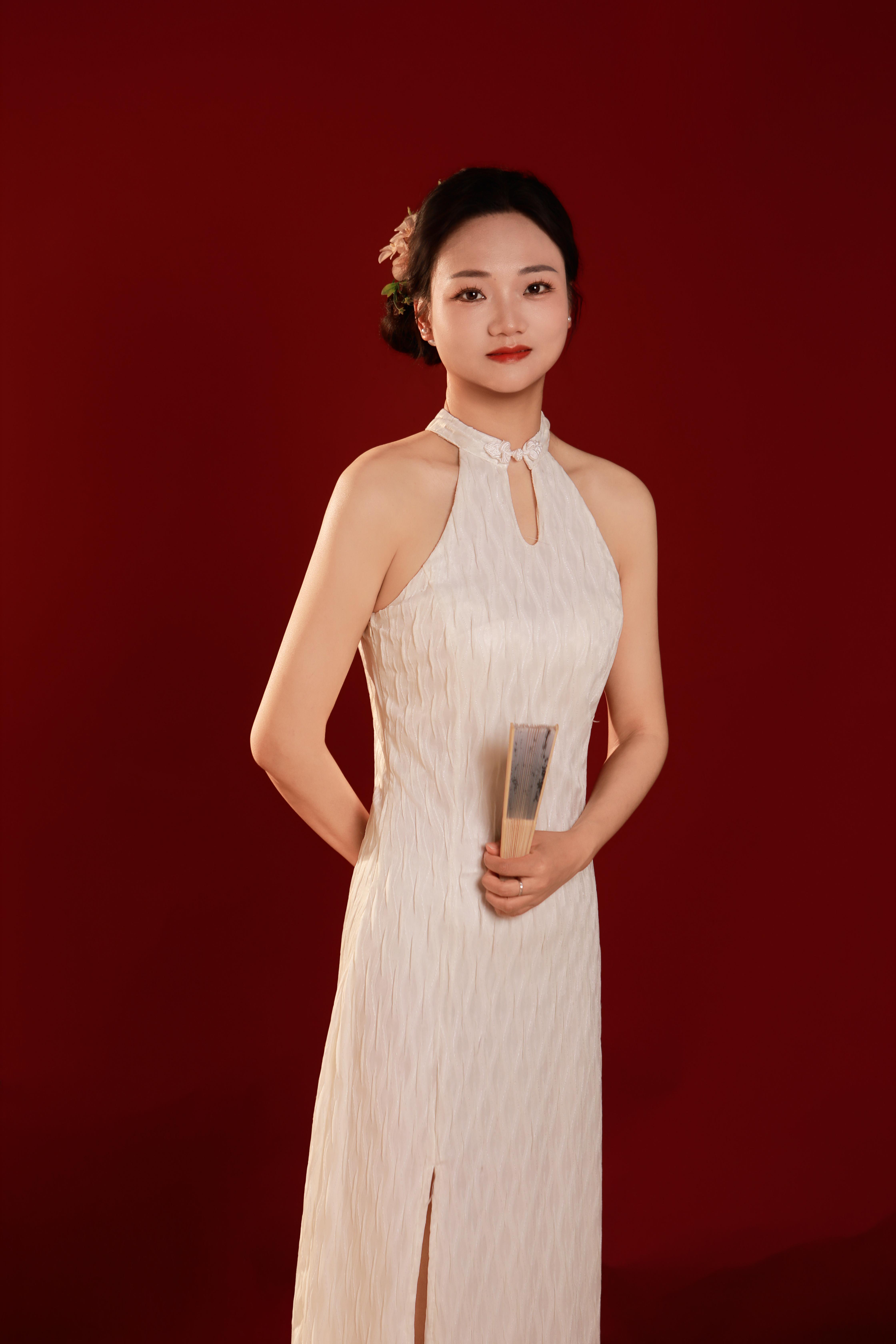 李红清 书法老师