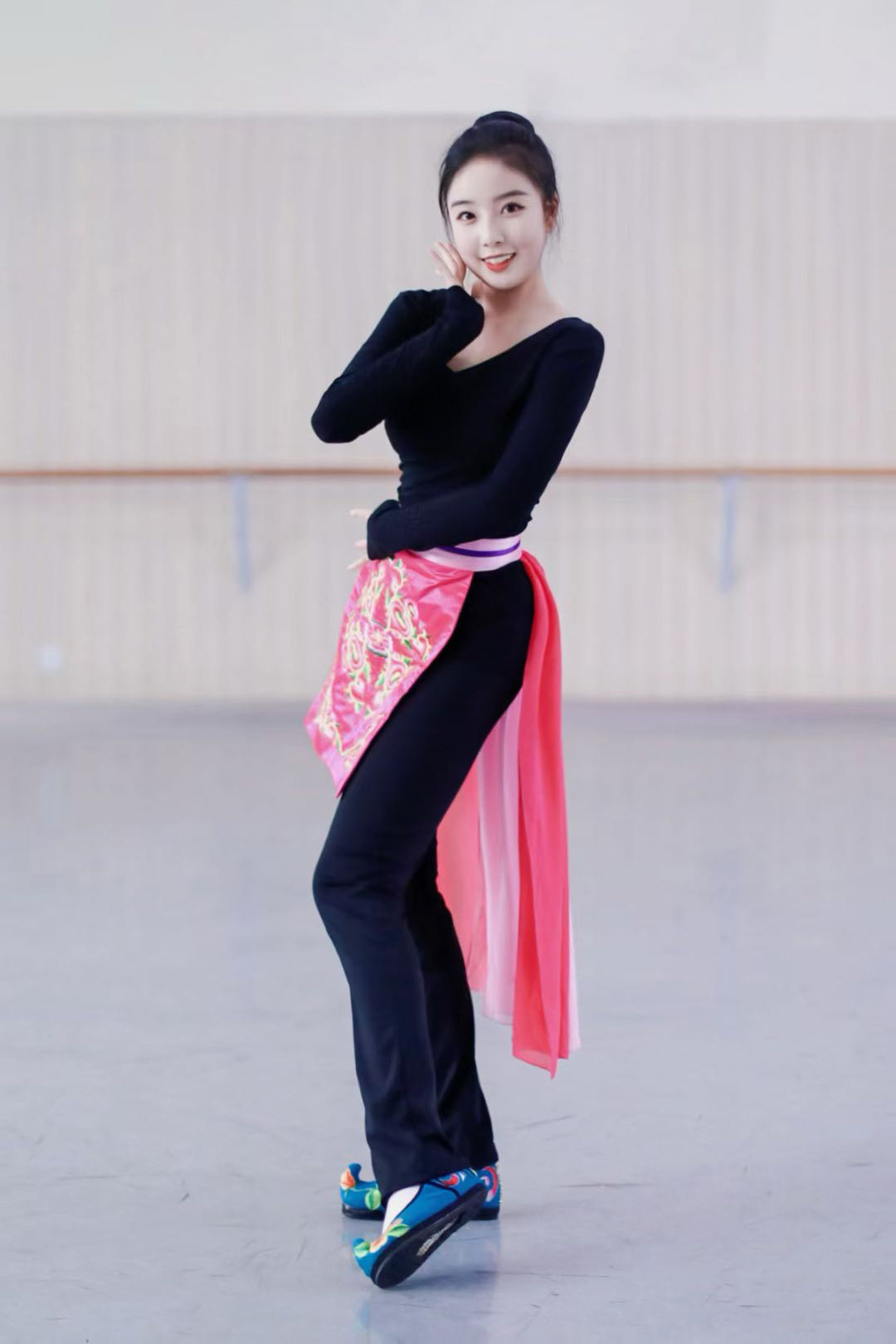 施玉婉 中国舞教师